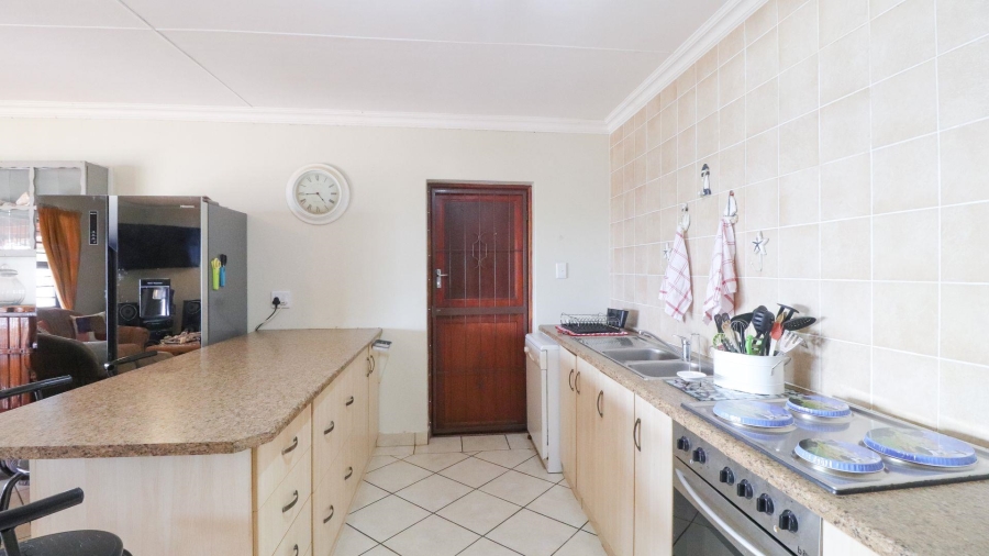 3 Bedroom Property for Sale in Dana Bay Western Cape